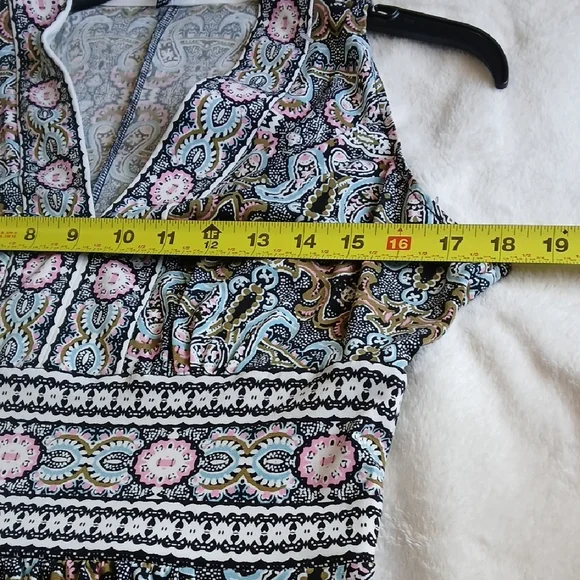 Maggy London Sleeveless V-Neck Midi Dress in Black, Brown, Blue, Pink - Picture 3 of 7